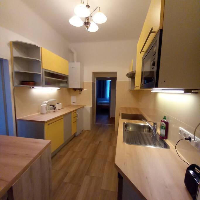 Altbauwohnung Neu Saniert - Fuer Familien Geeignet Відень Екстер'єр фото